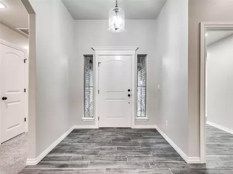 1692 Timber Trails Dr, Tuttle, OK 73089 photo 8