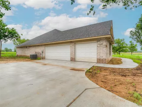1692 Timber Trails Dr, Tuttle, OK 73089 photo 42