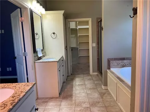207 Joy Ln, Cushing, OK 74023 photo 10