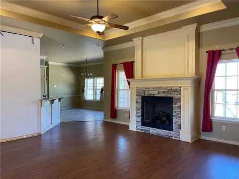207 Joy Ln, Cushing, OK 74023 photo 2
