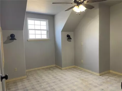 207 Joy Ln, Cushing, OK 74023 photo 13