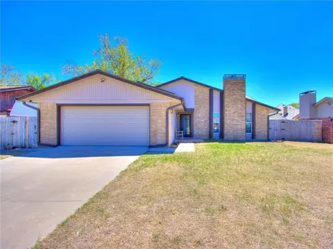 3330 Rambling Oaks Dr, Norman, OK 73072