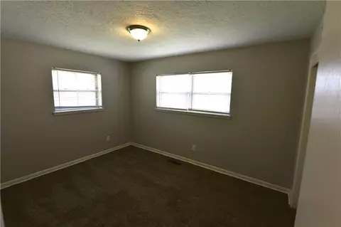 Undisclosed, Norman, OK 73069 photo 13