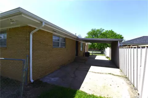 Undisclosed, Norman, OK 73069 photo 4
