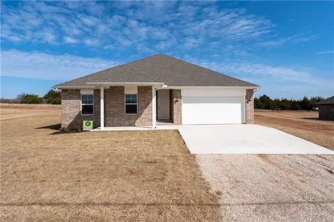5360 Grassland Dr, Guthrie, OK 73044