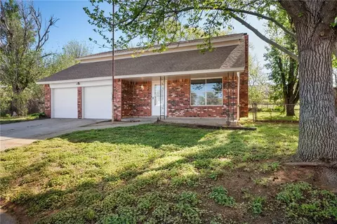 3436 Royalwood Cir, Del City, OK 73115