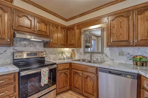 309 Windbrook Dr, Norman, OK 73072 photo 34