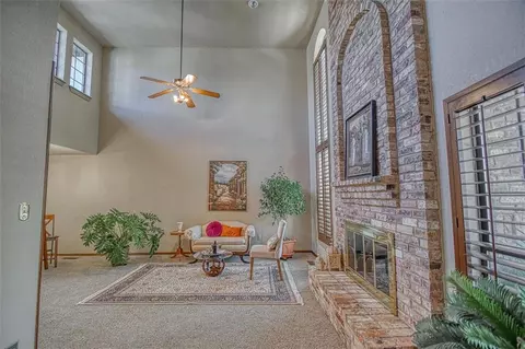 309 Windbrook Dr, Norman, OK 73072 photo 6