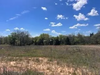Cade Drive, Ada, OK 73840 photo 2