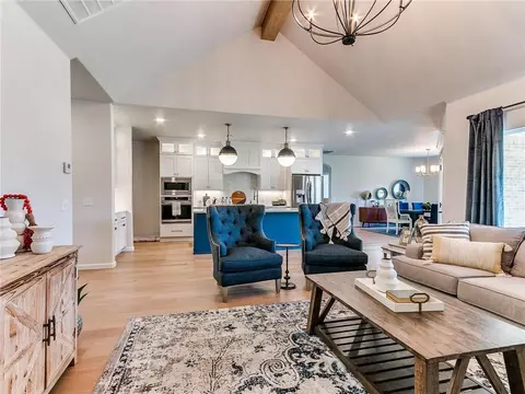 6500 Oxnard St, Edmond, OK 73034