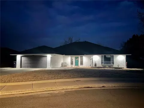 9706 Skylark Rd, Oklahoma City, OK 73162