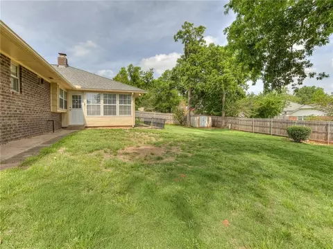 835 E 9th St, Edmond, OK 73034 photo 46