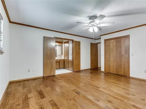 835 E 9th St, Edmond, OK 73034 photo 22