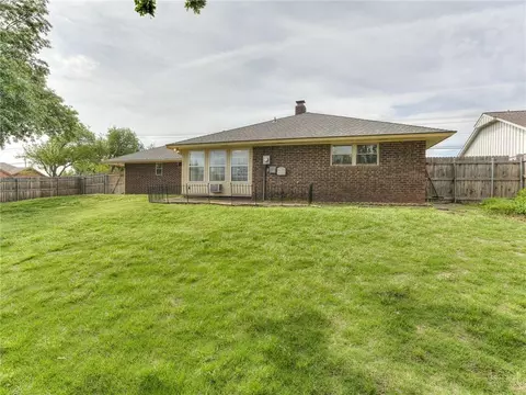 835 E 9th St, Edmond, OK 73034 photo 45