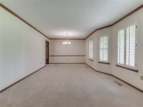 835 E 9th St, Edmond, OK 73034 photo 17