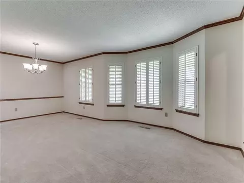835 E 9th St, Edmond, OK 73034 photo 18