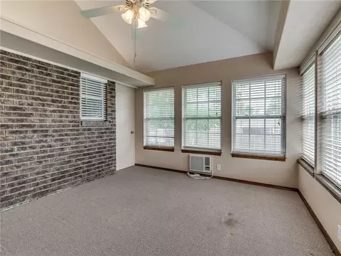 835 E 9th St, Edmond, OK 73034 photo 39