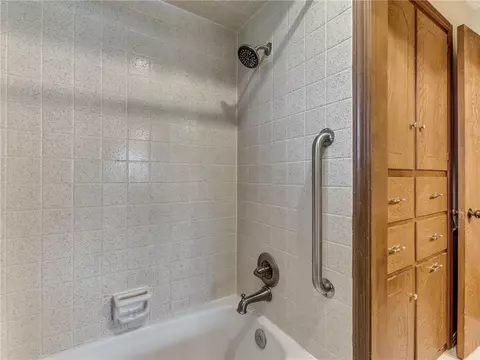 835 E 9th St, Edmond, OK 73034 photo 30