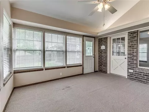 835 E 9th St, Edmond, OK 73034 photo 38