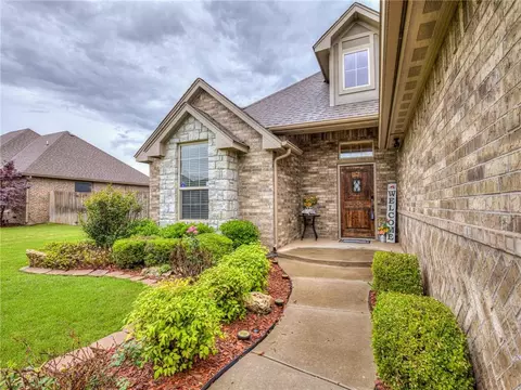 5809 Saint James Pl, Oklahoma City, OK 73179