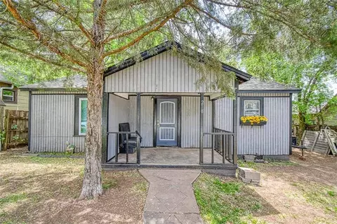 218 W Apache St, Purcell, OK 73080