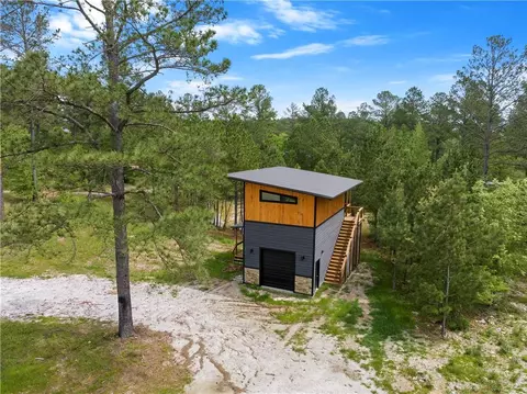 358 W Eagle Mountain Trl, Broken Bow, OK 74728