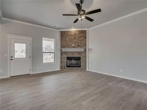1696 Timber Trails Dr, Tuttle, OK 73089 photo 6