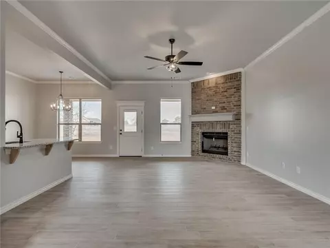 1696 Timber Trails Dr, Tuttle, OK 73089 photo 5