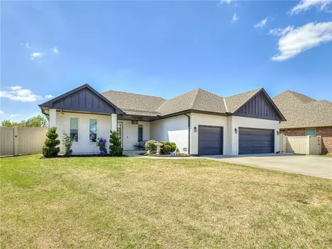209 Magnolia Rdg, Midwest City, OK 73130