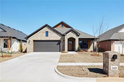 2425 NW 179th St, Edmond, OK 73012