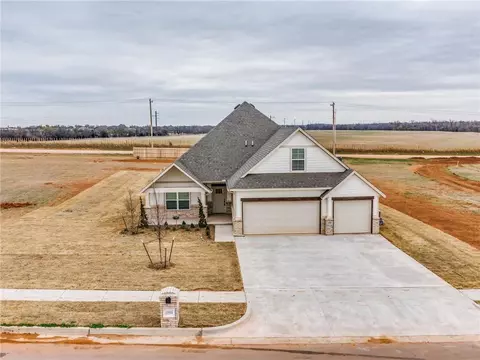 1094 Maverick Pass, Piedmont, OK 73078