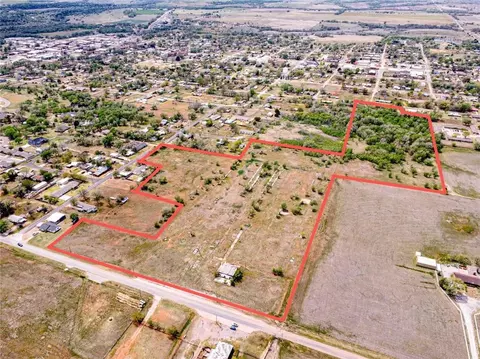 N Electra Street, Sayre, OK 73662