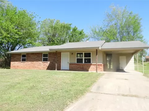 1902 E 7th Cir, Shawnee, OK 74801