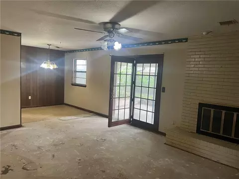 7701 NW 28th St, Bethany, OK 73008 photo 5