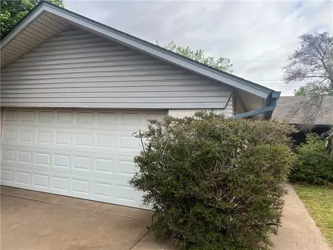 7701 NW 28th St, Bethany, OK 73008 photo 1
