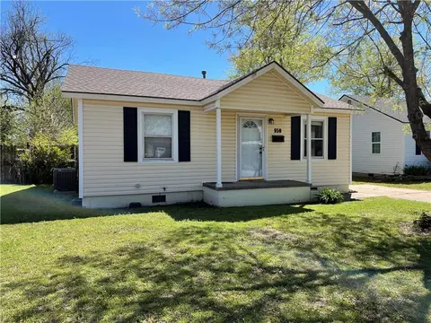 950 Nebraska St, Norman, OK 73069