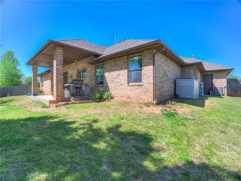 205 Summit Crest Ln, Norman, OK 73071 photo 44