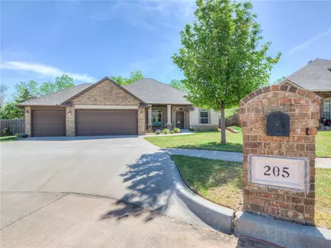 205 Summit Crest Ln, Norman, OK 73071 photo 4