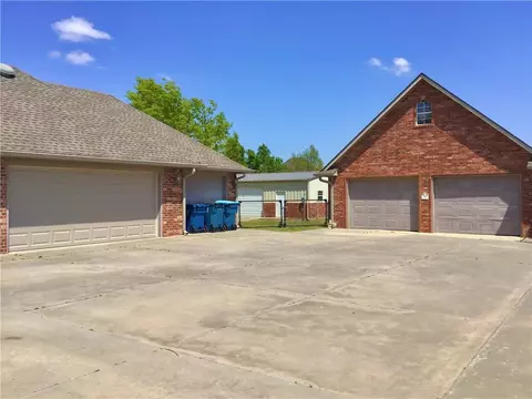 208 Scottie Dr, Tuttle, OK 73089 photo 7
