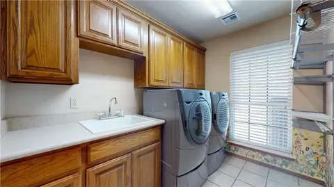 208 Scottie Dr, Tuttle, OK 73089 photo 42