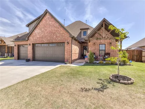 5104 Mccann Ct, Mustang, OK 73064