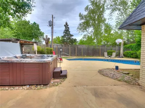 1817 Logan Dr, Norman, OK 73069 photo 37