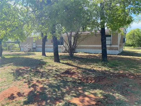 2142 SW 24th St, Newcastle, OK 73065