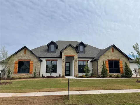 919 Villaverde Dr, Norman, OK 73069
