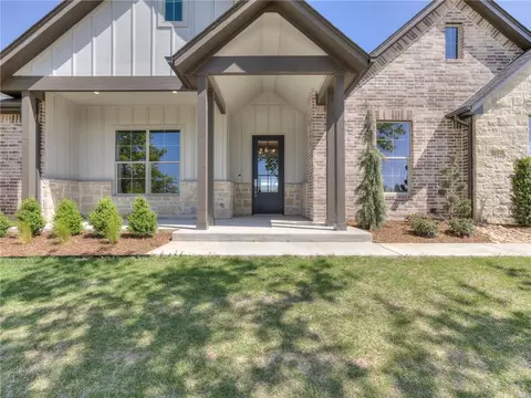 5301 Shades Bridge Rd, Edmond, OK 73034