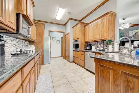 200 Spring Rd, Noble, OK 73068 photo 8