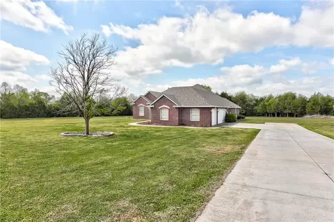 200 Spring Rd, Noble, OK 73068 photo 2