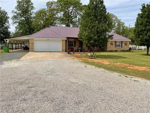 56533 Moccasin Trail Rd, Prague, OK 74864