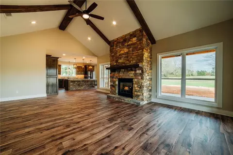 73 Clover Ln, Broken Bow, OK 74728 photo 4