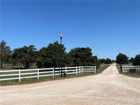 11 W Rhett Road Rd, Hydro, OK 73096